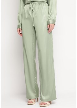 Zielone Szerokie Spodnie z Metalicznym Wzorem w Cienkie Paski Kleriame ze sklepu Born2be Odzież w kategorii Spodnie damskie - zdjęcie 168730744