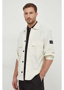 Calvin Klein koszula męska kolor beżowy regular ze sklepu ANSWEAR.com w kategorii Koszule męskie - zdjęcie 168736661