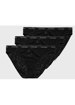Figi Calvin Klein ze sklepu Darbut w kategorii Majtki damskie - zdjęcie 168749312