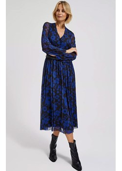 Sukienka z kwiatowym printem i paskiem niebieska 4301, Kolor czarno-niebieski, Rozmiar S, Moodo ze sklepu Primodo w kategorii Sukienki - zdjęcie 168755130