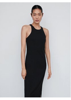 Mango Sukienka codzienna Sprio5 57073802 Czarny Regular Fit ze sklepu MODIVO w kategorii Sukienki - zdjęcie 168761741