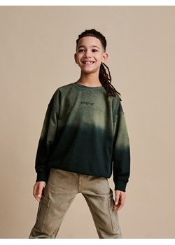 Reserved - Bluza oversize z efektem sprania - ciemnozielony ze sklepu Reserved w kategorii Bluzy dziewczęce - zdjęcie 168796820