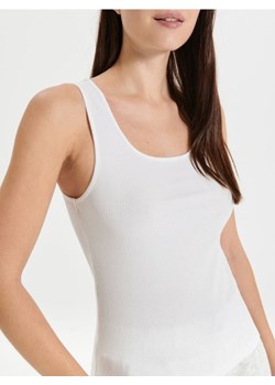 Sinsay - Top na ramiączkach - biały ze sklepu Sinsay w kategorii Bluzki damskie - zdjęcie 168798550