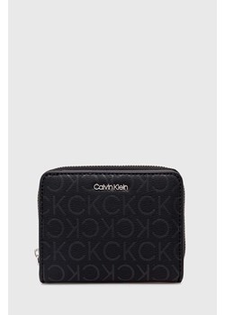 Calvin Klein portfel damski kolor czarny ze sklepu ANSWEAR.com w kategorii Portfele damskie - zdjęcie 168813183