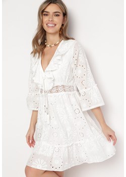 Biała Bawełniana Sukienka Mini z Haftowanej Tkaniny z Koronką Telvia ze sklepu Born2be Odzież w kategorii Sukienki - zdjęcie 168816210