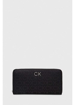 Calvin Klein portfel damski kolor czarny ze sklepu ANSWEAR.com w kategorii Portfele damskie - zdjęcie 168841313