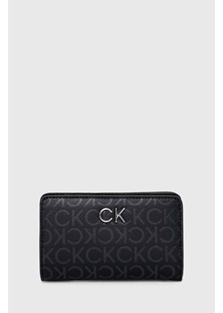 Calvin Klein portfel damski kolor czarny ze sklepu ANSWEAR.com w kategorii Portfele damskie - zdjęcie 168841343