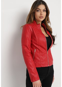 Czerwona Ramoneska Lithisa ze sklepu Born2be Odzież w kategorii Kurtki damskie - zdjęcie 168841972