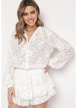 Biała Koszula w Stylu Boho z Falbankami i Haftem Wirlane ze sklepu Born2be Odzież w kategorii Koszule damskie - zdjęcie 168842120