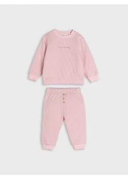 Sinsay - Komplet: bluza i spodnie - różowy ze sklepu Sinsay w kategorii Dresy dla niemowlaka - zdjęcie 168845203