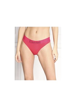 Calvin Klein Underwear Stringi ze sklepu Gomez Fashion Store w kategorii Majtki damskie - zdjęcie 168934110