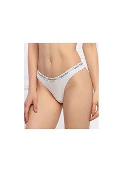 Calvin Klein Underwear Stringi ze sklepu Gomez Fashion Store w kategorii Majtki damskie - zdjęcie 168934281