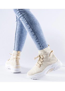 Beżowe wysokie sneakersy Vigatto ze sklepu gemre w kategorii Buty sportowe damskie - zdjęcie 168963853