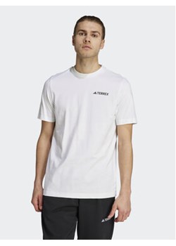 adidas T-Shirt IL2648 Biały Regular Fit ze sklepu MODIVO w kategorii T-shirty męskie - zdjęcie 168971864