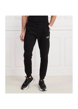 EA7 Spodnie dresowe | Regular Fit ze sklepu Gomez Fashion Store w kategorii Spodnie męskie - zdjęcie 168972954