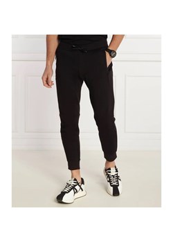 Armani Exchange Spodnie dresowe | Regular Fit ze sklepu Gomez Fashion Store w kategorii Spodnie męskie - zdjęcie 168980162