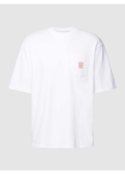 T-shirt o luźnym kroju z kieszenią na piersi ze sklepu Peek&Cloppenburg  w kategorii T-shirty męskie - zdjęcie 168990053