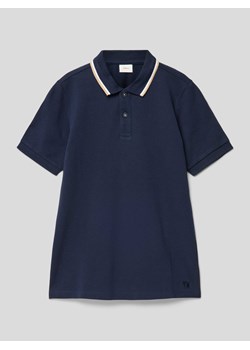 Koszulka polo z obszyciem w kontrastowym kolorze ze sklepu Peek&Cloppenburg  w kategorii T-shirty chłopięce - zdjęcie 168991150