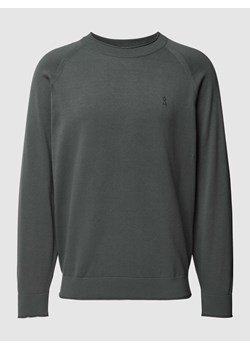 Sweter z dzianiny z wyhaftowanym logo model ‘JAAIRO’ ze sklepu Peek&Cloppenburg  w kategorii Swetry męskie - zdjęcie 168993631
