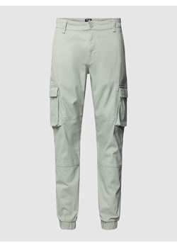 Spodnie cargo o kroju regular fit z bocznymi,wpuszczanymi kieszeniami ze sklepu Peek&Cloppenburg  w kategorii Spodnie męskie - zdjęcie 168994613