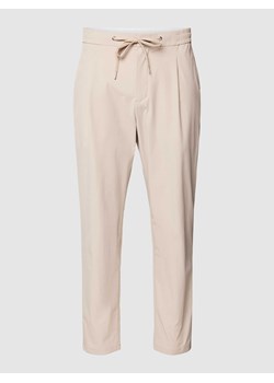 Spodnie materiałowe z lamowaną kieszenią z tyłu model ‘POCAS' ze sklepu Peek&Cloppenburg  w kategorii Spodnie męskie - zdjęcie 169005220