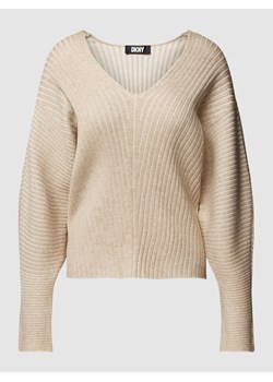 Sweter z dzianiny z zaokrąglonym dekoltem w serek ze sklepu Peek&Cloppenburg  w kategorii Swetry damskie - zdjęcie 169005472