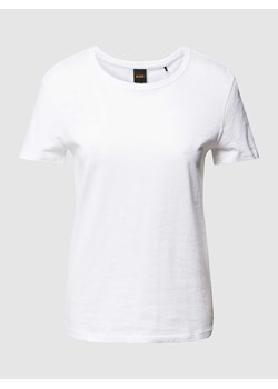 T-shirt z prążkowanym,okrągłym dekoltem model ‘Esla’ ze sklepu Peek&Cloppenburg  w kategorii Bluzki damskie - zdjęcie 169005994