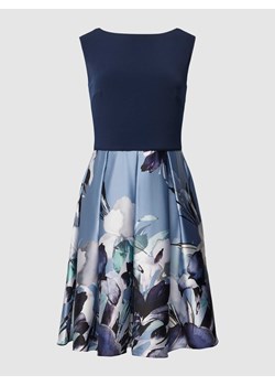 Sukienka koktajlowa z wzorem kwiatowym ze sklepu Peek&Cloppenburg  w kategorii Sukienki - zdjęcie 169006022