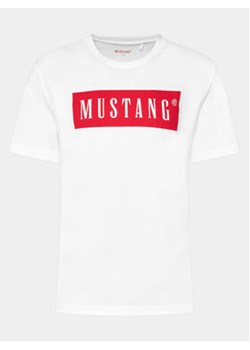 Mustang T-Shirt 1014749 Biały Regular Fit ze sklepu MODIVO w kategorii T-shirty męskie - zdjęcie 169017352