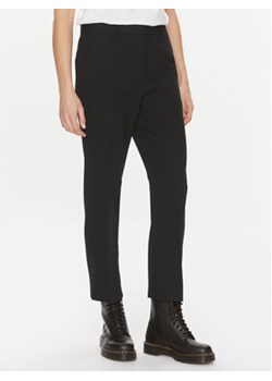 DAY Spodnie materiałowe Classic 100056 Czarny Regular Fit ze sklepu MODIVO w kategorii Spodnie damskie - zdjęcie 169018123