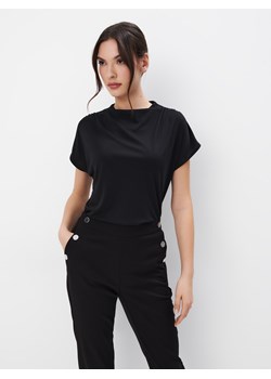 Mohito - Czarna bluzka z krótkim rękawem - czarny ze sklepu Mohito w kategorii Bluzki damskie - zdjęcie 169020890