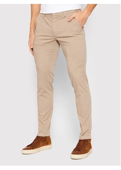Boss Spodnie materiałowe Kaito1 50410310 Beżowy Tapered Fit ze sklepu MODIVO w kategorii Spodnie męskie - zdjęcie 169048590