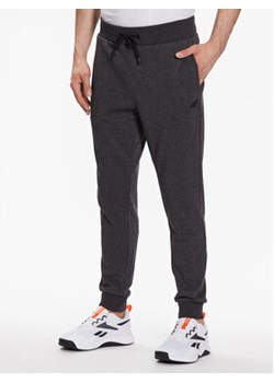 4F Spodnie dresowe 4FSS23TTROM223 Szary Regular Fit ze sklepu MODIVO w kategorii Spodnie męskie - zdjęcie 169054114