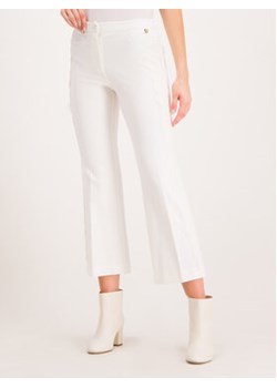 TWINSET Spodnie materiałowe 192TT2210 Biały Regular Fit ze sklepu MODIVO w kategorii Spodnie damskie - zdjęcie 169056803