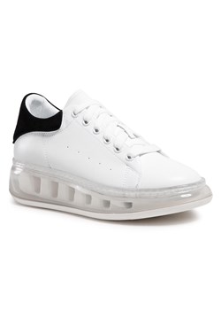 Sneakersy Baldaccini 1588500 Biały ze sklepu eobuwie.pl w kategorii Buty sportowe damskie - zdjęcie 169059794