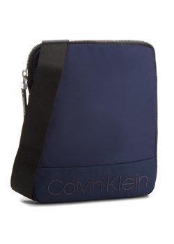 Saszetka Calvin Klein Shadow Flat Crossove K50K503907 443 ze sklepu eobuwie.pl w kategorii Saszetki - zdjęcie 169065562