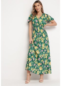 Zielono-Żółta Wiskozowa Sukienka Maxi o Rozkloszowanym Kroju i Kopertowym Dekolcie w Kwiaty Arvelia ze sklepu Born2be Odzież w kategorii Sukienki - zdjęcie 169102283