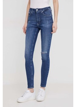 Calvin Klein Jeans jeansy damskie kolor niebieski ze sklepu ANSWEAR.com w kategorii Jeansy damskie - zdjęcie 169106121
