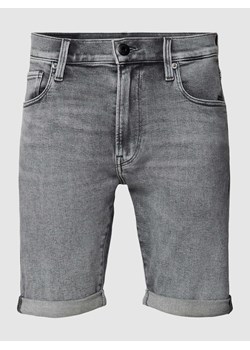 Szorty jeansowe o kroju slim fit z 5 kieszeniami ze sklepu Peek&Cloppenburg  w kategorii Spodenki męskie - zdjęcie 169123431