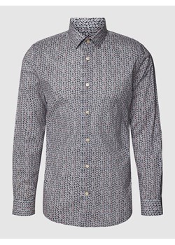 Koszula casualowa o kroju regular fit ze wzorem na całej powierzchni model ‘MAtrostol’ ze sklepu Peek&Cloppenburg  w kategorii Koszule męskie - zdjęcie 169123931