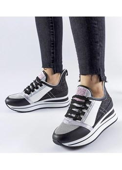 Czarne brokatowe sneakersy na platformie Marce ze sklepu gemre w kategorii Buty sportowe damskie - zdjęcie 169163384