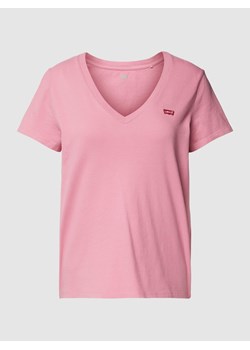 T-shirt z naszywką z logo model ‘TAMELESS’ ze sklepu Peek&Cloppenburg  w kategorii Bluzki damskie - zdjęcie 169165303