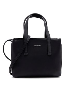 Calvin Klein Torebka na ramię ze sklepu Gomez Fashion Store w kategorii Torby Shopper bag - zdjęcie 169167954