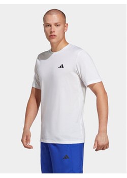 adidas Koszulka techniczna Train Essentials IC7423 Biały Regular Fit ze sklepu MODIVO w kategorii T-shirty męskie - zdjęcie 169187862