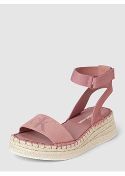 Sandały w jednolitym kolorze ze sklepu Peek&Cloppenburg  w kategorii Espadryle damskie - zdjęcie 169222080