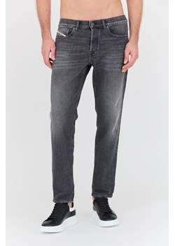 DIESEL Czarne jeansy D-finitive Tapered, Wybierz rozmiar 34 ze sklepu outfit.pl w kategorii Jeansy męskie - zdjęcie 169236983