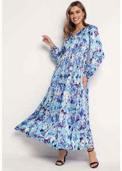 Granatowa Sukienka Maxi z Satynowej Tkaniny w Abstrakcyjny Wzór Wirla ze sklepu Born2be Odzież w kategorii Sukienki - zdjęcie 169244024