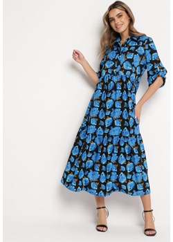 Niebiesko-Czarna Rozkloszowana Sukienka Maxi w Abstrakcyjne Kwiaty z Guzikami Przy Dekolcie Millara ze sklepu Born2be Odzież w kategorii Sukienki - zdjęcie 169244264