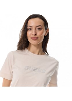 Damski t-shirt z nadrukiem Guess Eleanora - beżowy ze sklepu Sportstylestory.com w kategorii Bluzki damskie - zdjęcie 169247831
