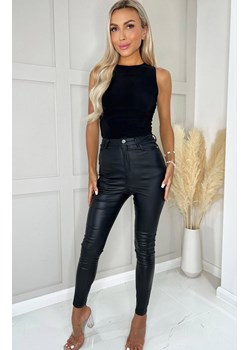 Czarne woskowane spodnie damskie z wysokim stanem TRA029, Kolor czarny, Rozmiar XL, AX Paris ze sklepu Primodo w kategorii Spodnie damskie - zdjęcie 169257642
